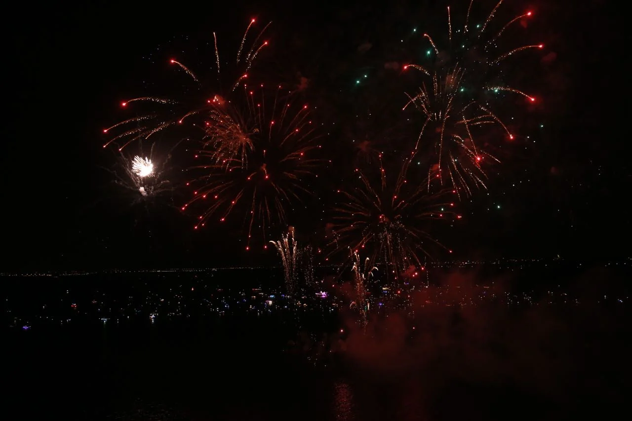 Vuur en Licht op het water - Vuurwerk 2016 © www.kicksfotos.nl