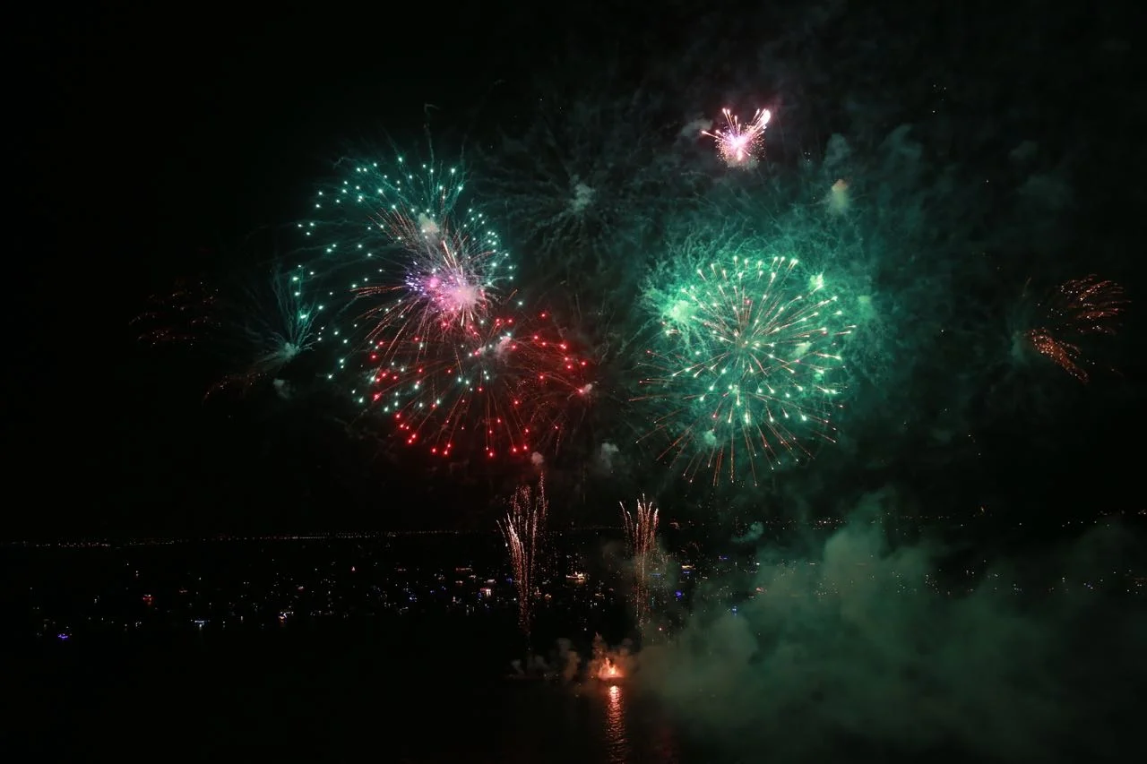 Vuur en Licht op het water - Vuurwerk 2016 © www.kicksfotos.nl