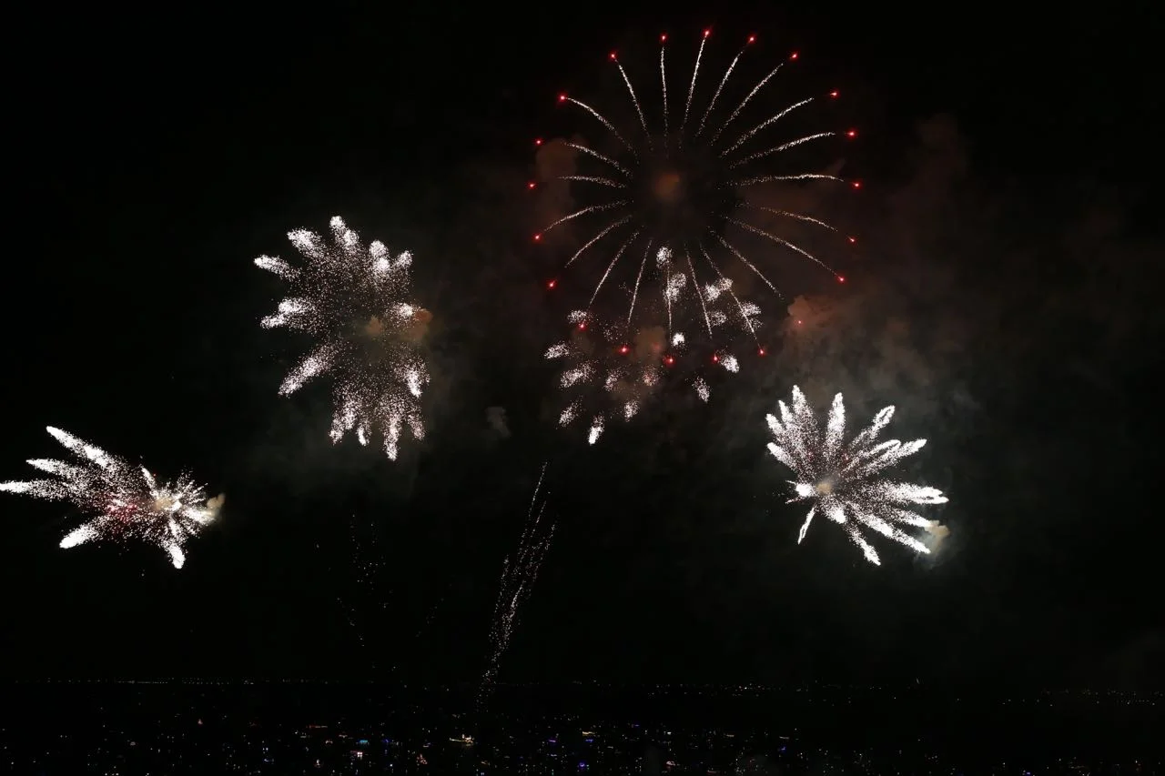 Vuur en Licht op het water - Vuurwerk 2016 © www.kicksfotos.nl
