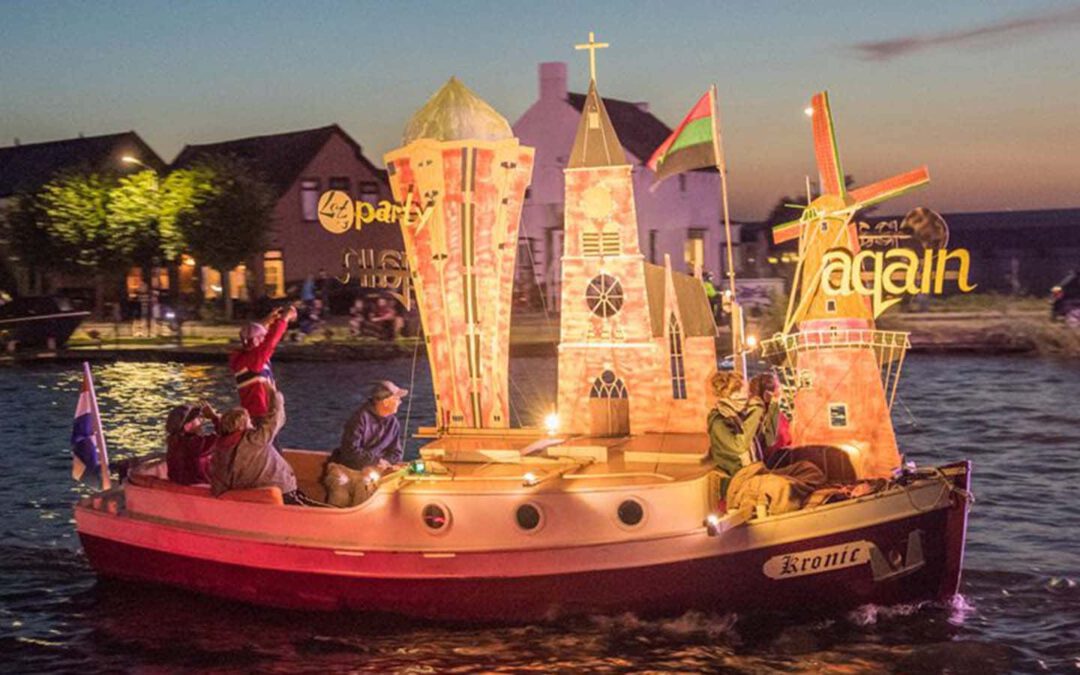 Winnaars verlichte botenshow